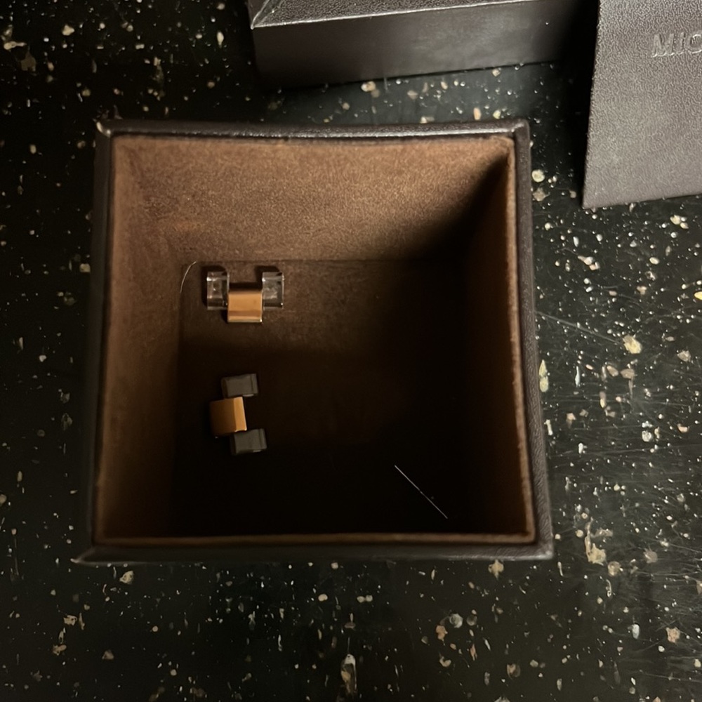 Older (2010’s) Michael Kors Watch - Picture 5 of 5